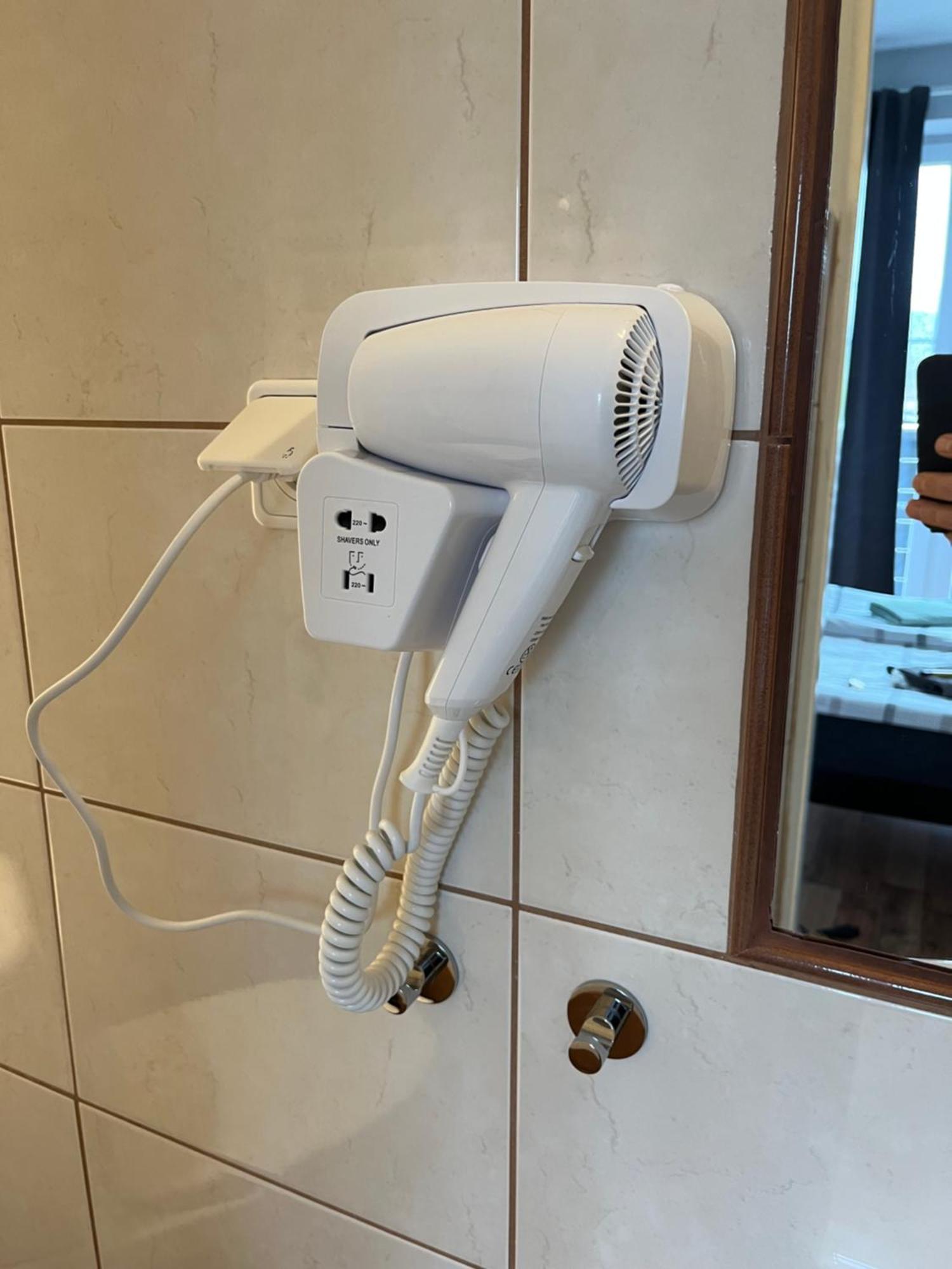 Route 7 Rooms Myślenice Dış mekan fotoğraf